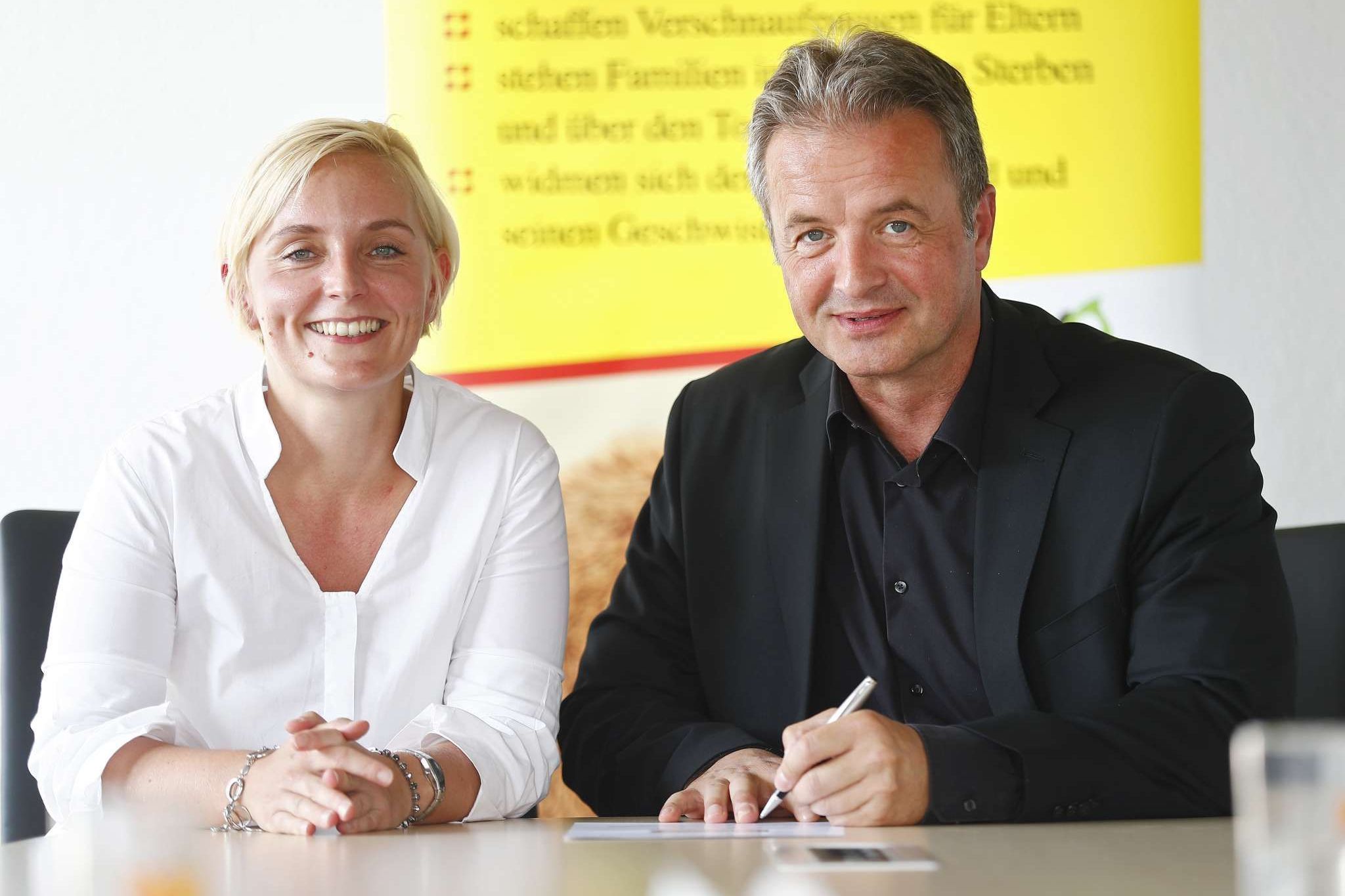 Unterzeichnung Charta Palliativversorgung durch ASB-Bundesgeschäftsführer Ulrich Bauch