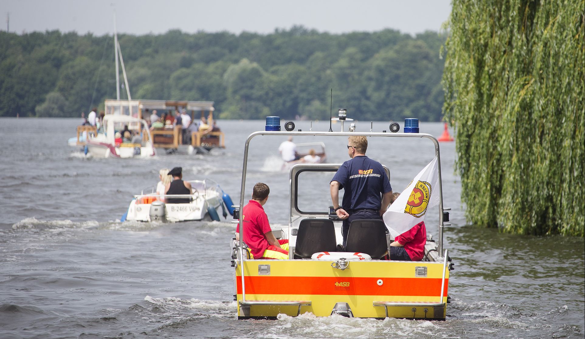 Sicher im und am Wasser: die ASB-Wasserrettung