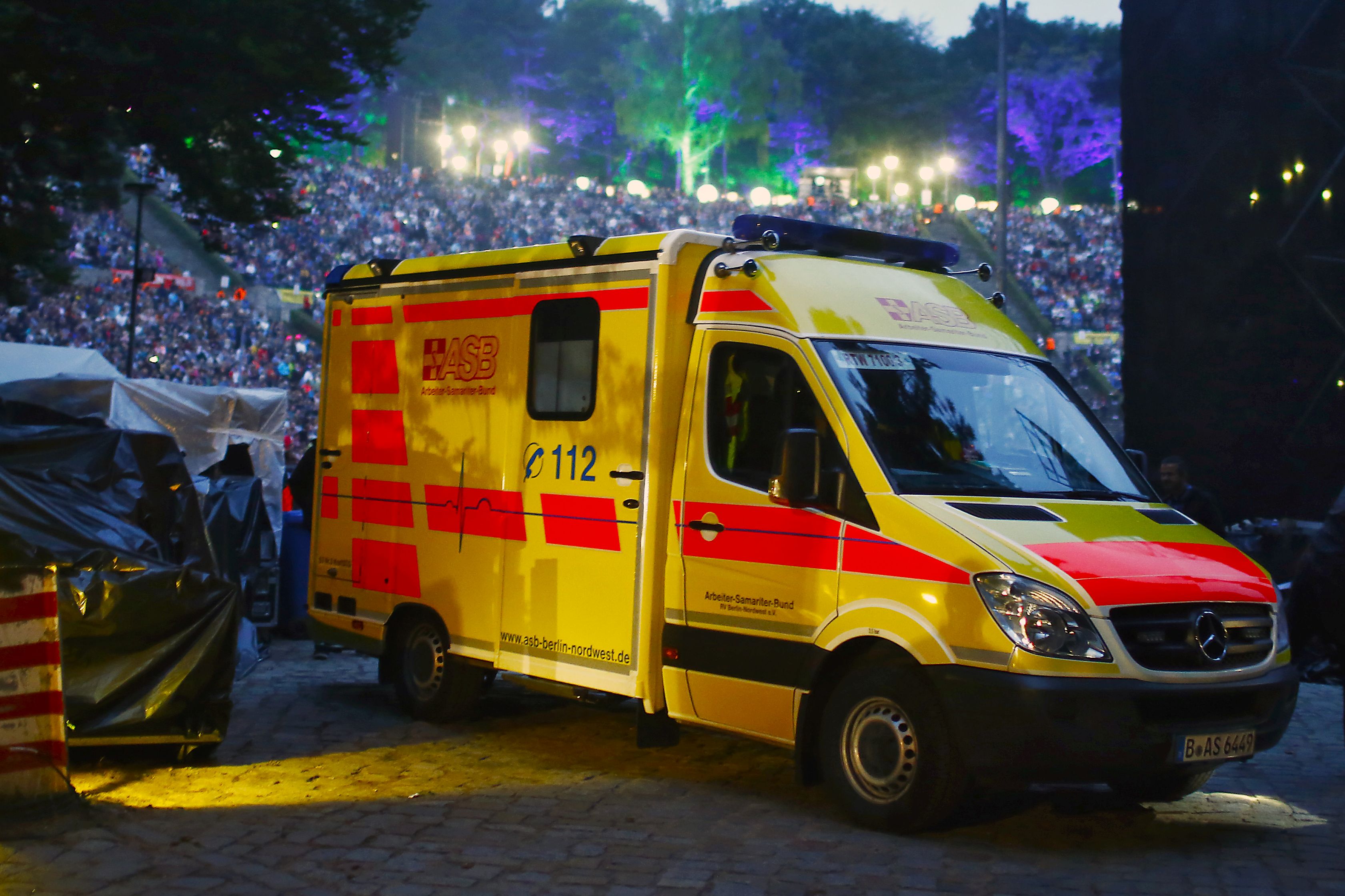 asb-rettungswagen-waldbuehne-einsatz.jpg