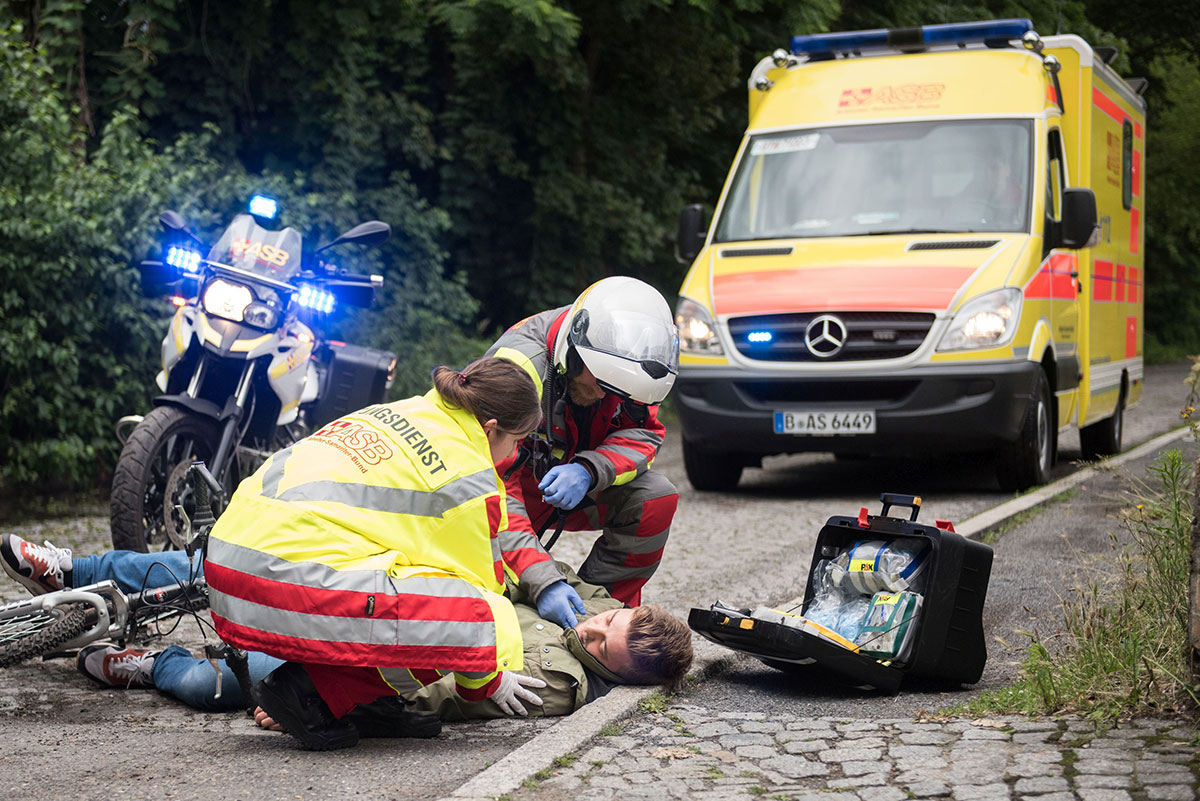 Schluss mit dem Misstrauen: ASB fordert mehr Rechtssicherheit für Notfallsanitäter