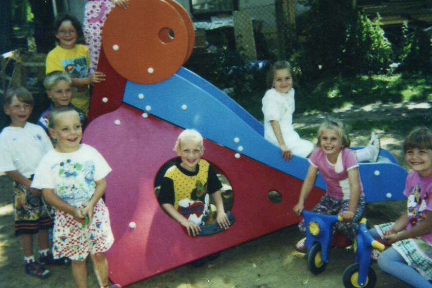 Ende 1991 betreut der ASB schon 20 Kindereinrichtungen mit 1.366 Plätzen, dazu zwei Kinderhotels und vier Kinderheime. 