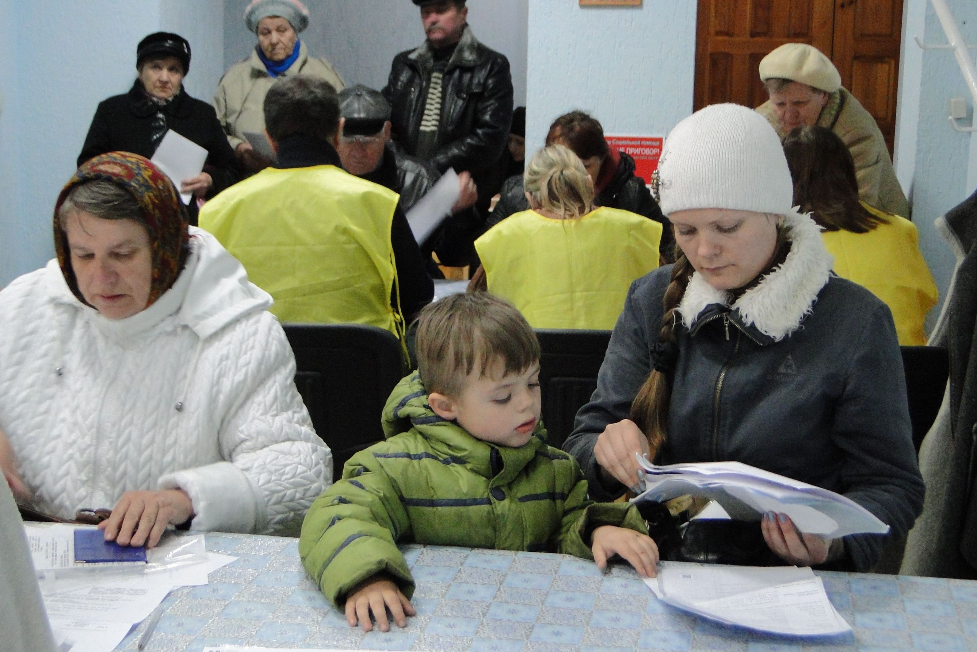 Winterhilfe in der Ukraine Versorgung von Binnenflüchtlingen