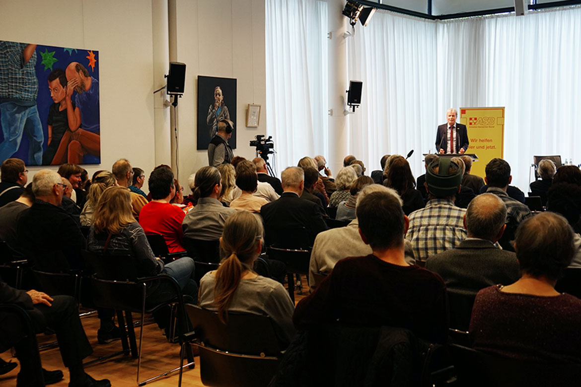 Kunstausstellung zum Thema Teilhabe eröffnet