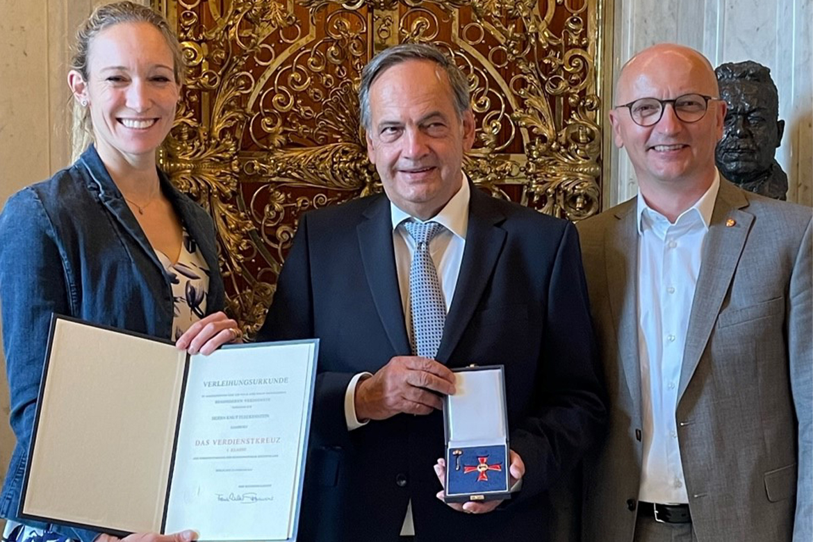 ASB-Bundesvorsitzender Knut Fleckenstein mit Bundesverdienstkreuz ausgezeichnet 