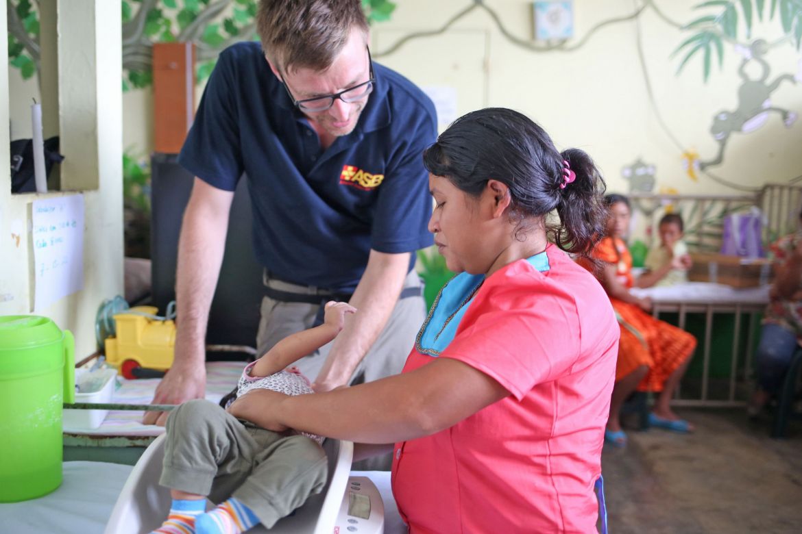 Erklärungen für Mütter im Ernährungszentrum in Jocotán, Guatemala