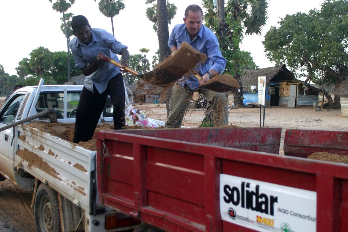 tsunami-sri-lanka-wiederaufbau-gemeinsamer-einsatz