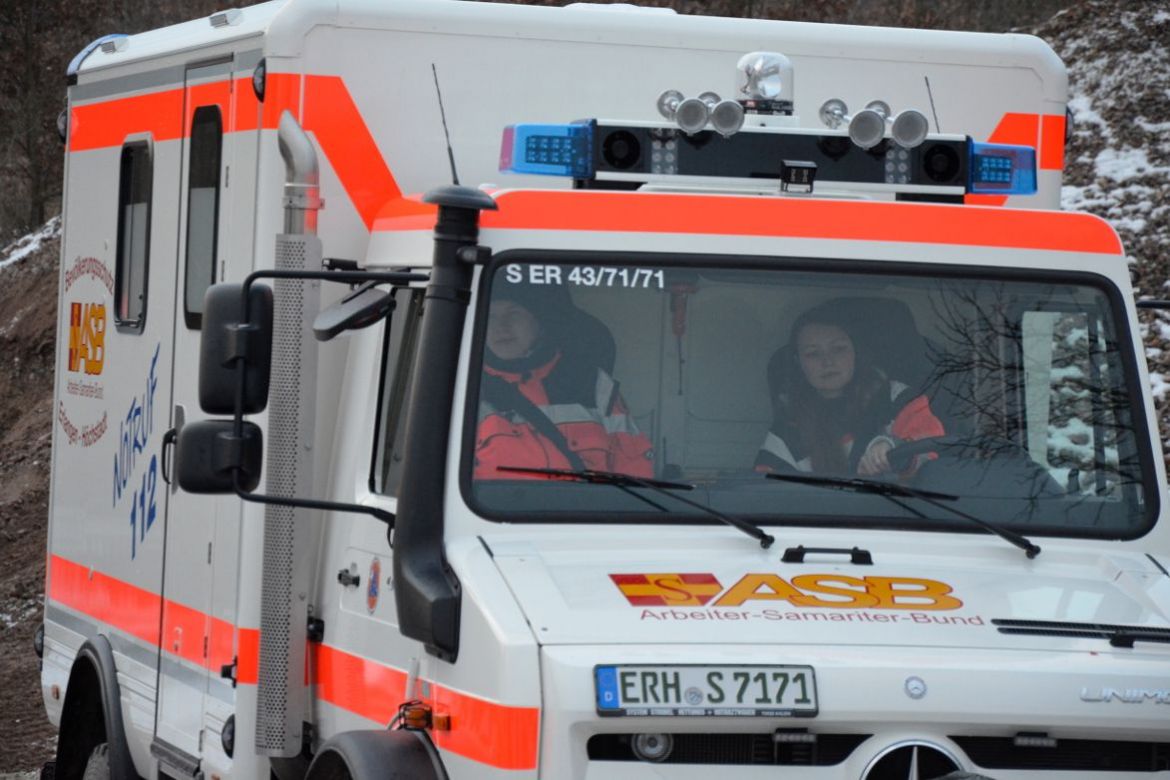 Unimog Einweihung 1432klein.JPG