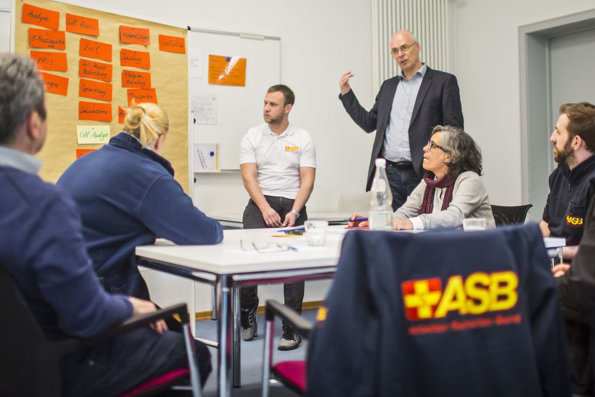 asb-bildungswerk-seminar-gruppenarbeit.jpg