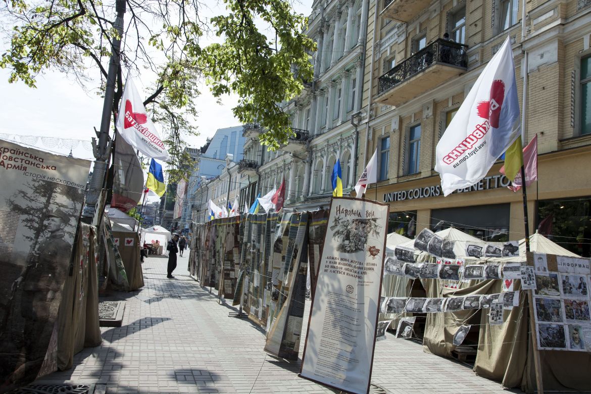 Protestcamp vor dem Stadion in Kiew 2012