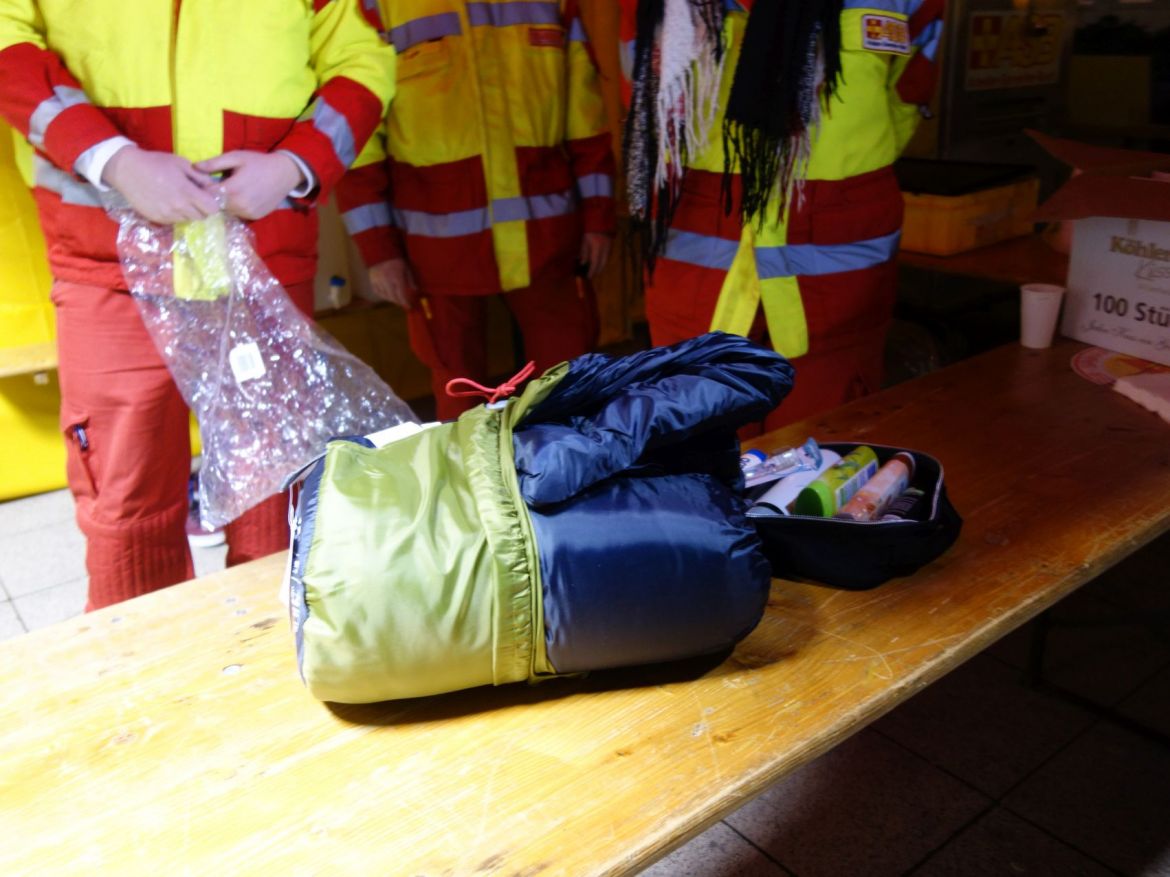 ASB-Kältehilfe-2018-ASB-Westhessen-Wiesbaden-Schlafsäcke-für-Obdachlose-5.jpg