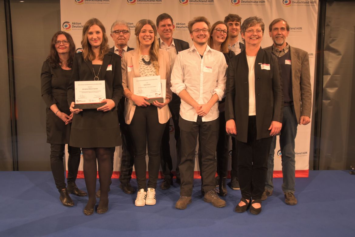 160428-ADH-Journalistenpreis-Gruppenbild.jpg