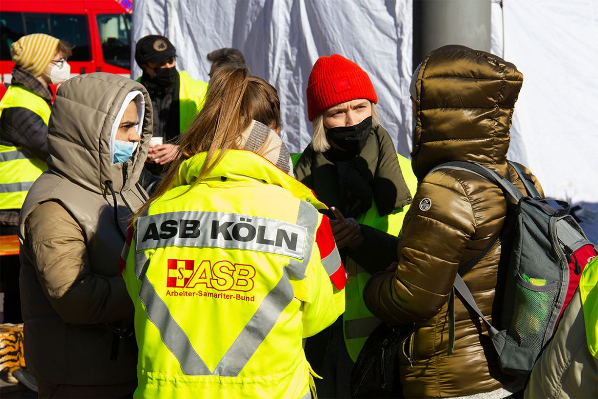 asb-koeln-drehscheibe-ukraine-hauptbahnhof-2022-1.jpg