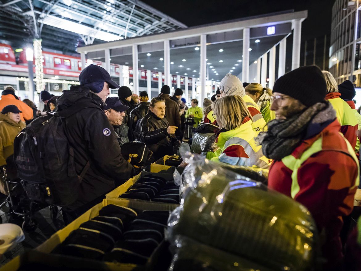 ASB-Kältehilfe-2018-ASB-Deutschland-Bundesverband-Schlafsäcke-für-Obdachlose-8.jpg