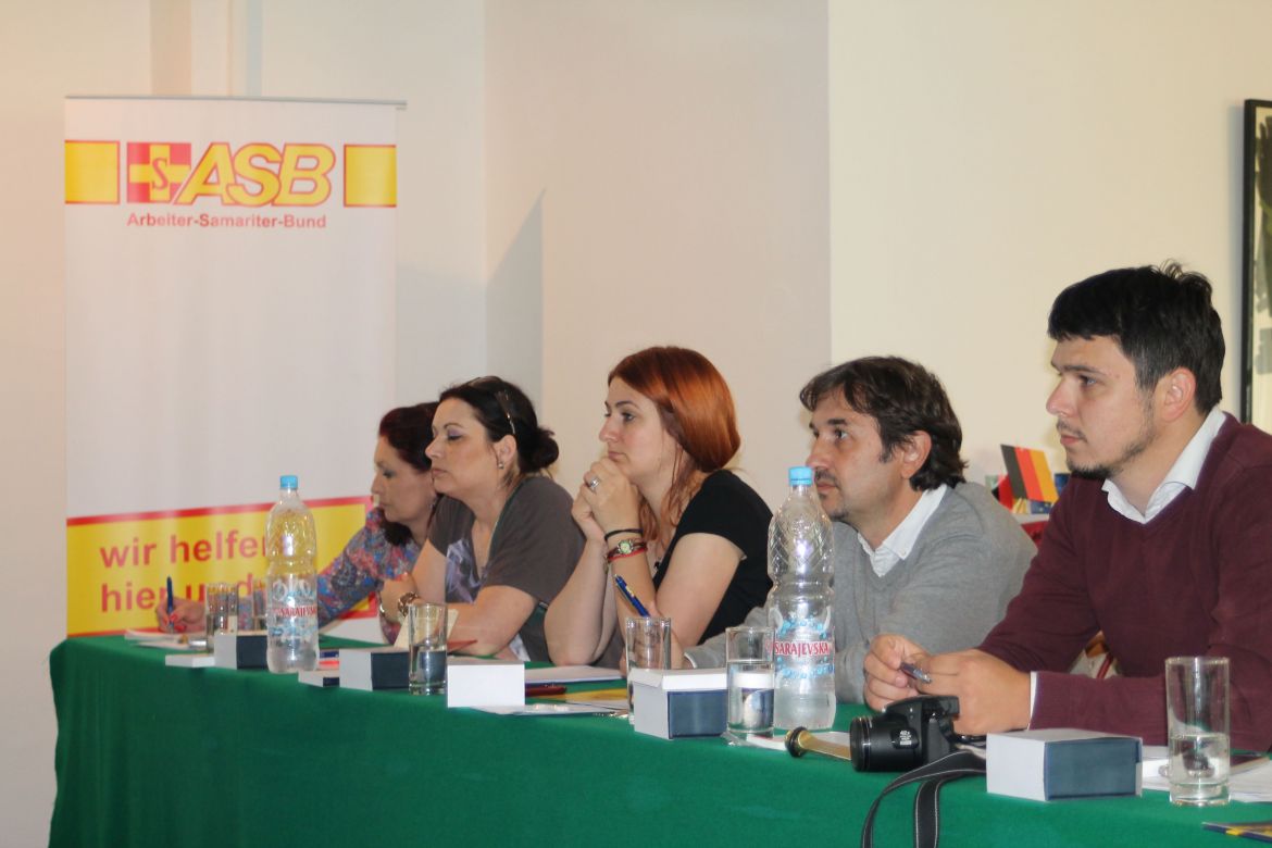 Teilnehmer aus neun Laendern tauschen sich in Sarajevo ueber gemeinsame Projekte und neue Ideen aus