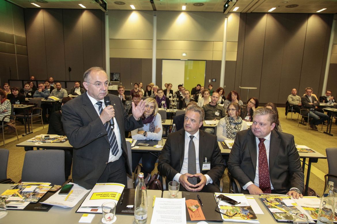 asb-fachtagung-Juratovic-Podiumsdiskussion.jpg