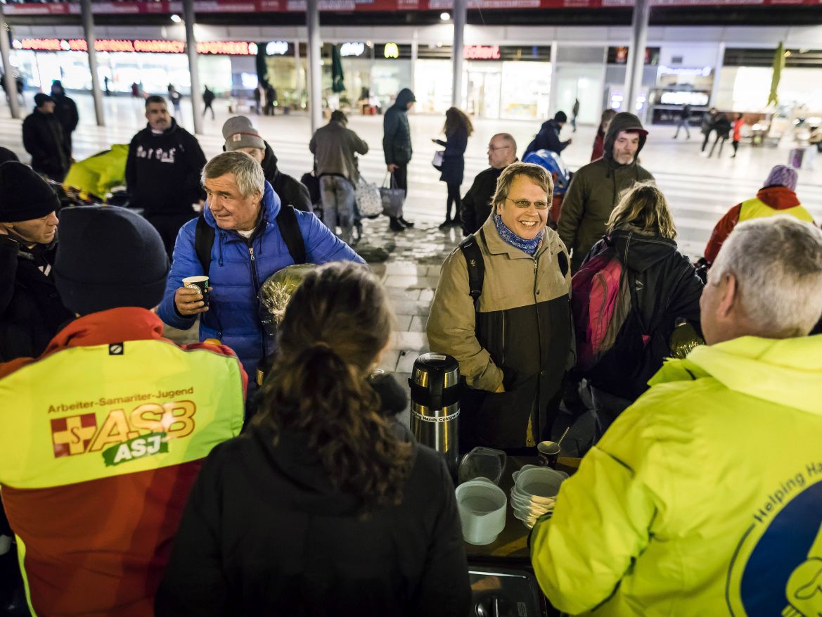 ASB-Kältehilfe-2018-ASB-Deutschland-Bundesverband-Schlafsäcke-für-Obdachlose-11.jpg